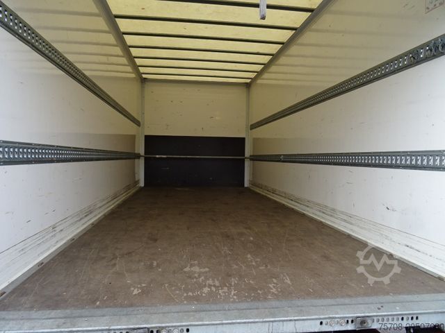 Box van MERCEDES-BENZ 821 Atego*5,9m*LBW*Klima*B/L*3 Sitze*Original km