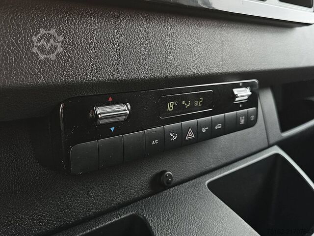 High-roof van MERCEDES-BENZ ESPRINTER 320 204 pk 81 Kwh