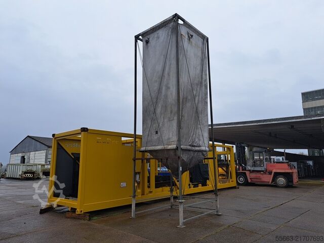 Textile silo including frame No 01  