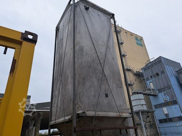 Textile silo including frame No 01  