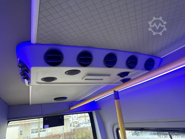 City bus MERCEDES-BENZ eSprinter Linienbus Rollstuhl 15+10 Niederflur