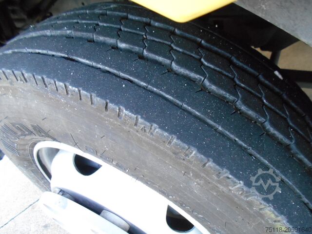 Lkw mit individueller Aufbauten Renault MIDLUM 180.10 - FURGONE NEGOZIO