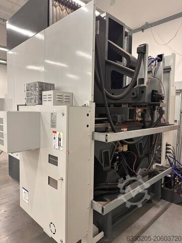 Vertical machining center HAAS UMC-750
