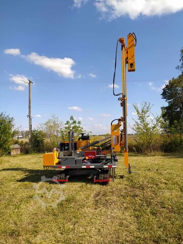 Pile Driver Trencher-Tech YCR260