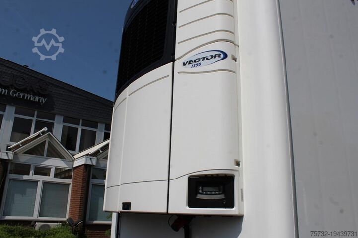 Reefer trailer Chereau 3-Achser Kühlanhänger   CV 1350   Türen   FRC