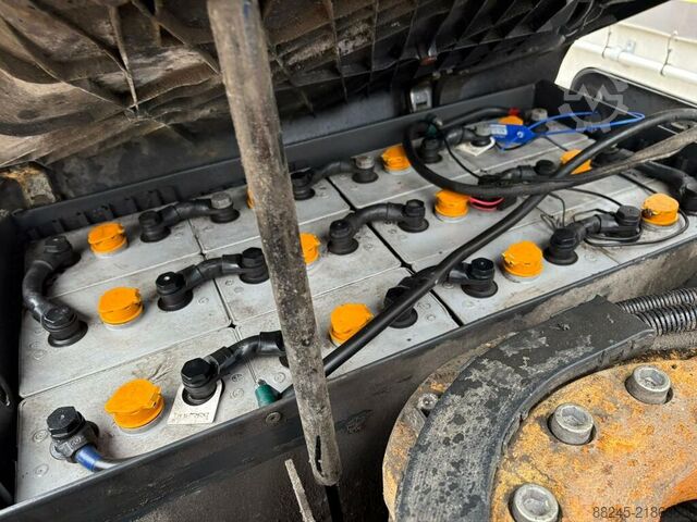 VS-22848 Electric triplex forklift truck Still RX50-13 STILL RX50-13