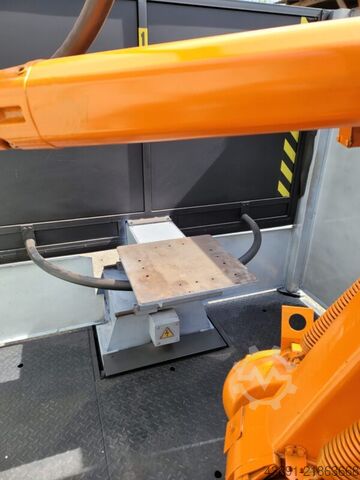Compact welding cell with manual turntable ABB Robotics Kompaktschweißzelle IRB 140
