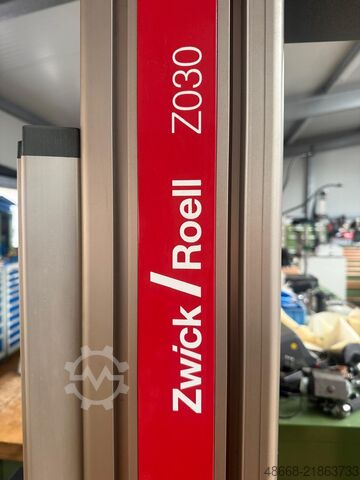 Tensile testing machine / Materials testing machine ZwickRoell Z030 TH