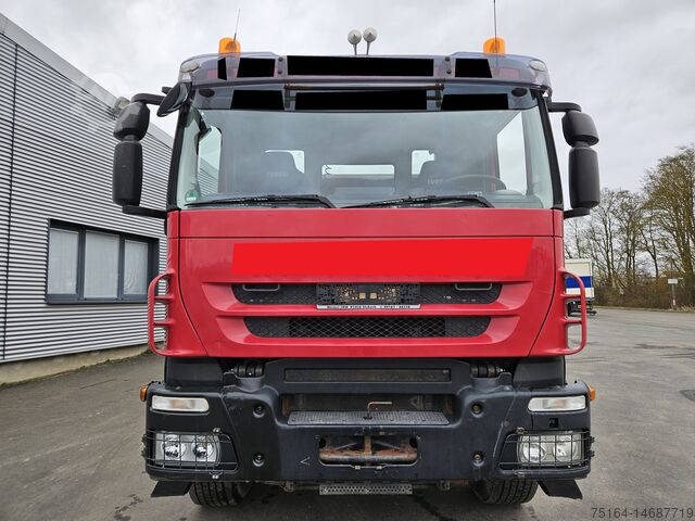 Three-way tipper truck Iveco AD 260 T 45 EEV