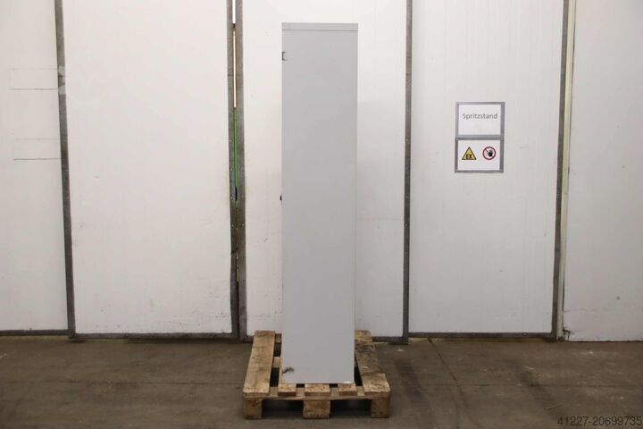 Tool cabinet unbekannt 910/400/H1950 mm