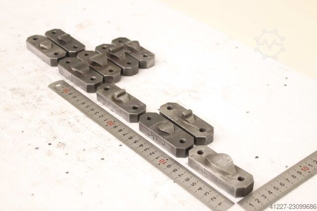 Punching tool: Pipe notching tool, 18 pieces Mubea 1" bis 1 1/4" / 1" bis 2"