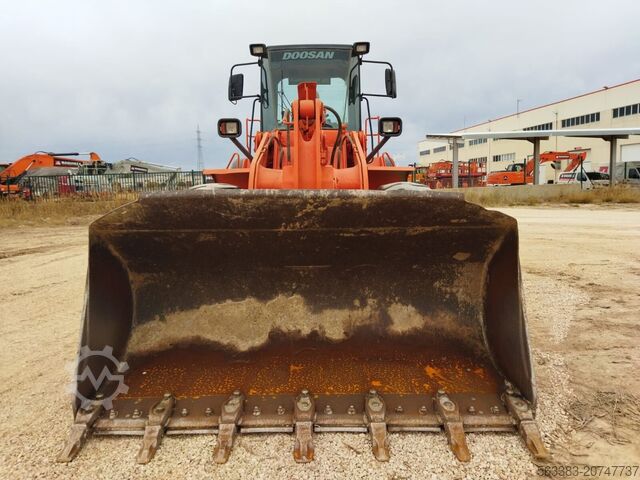 Radlader Doosan DL300