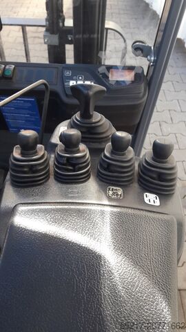 Gabelstapler ID-Nr.: 14599 Toyota 7FBEST 15