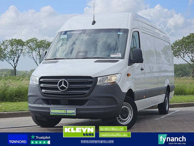 High-roof van MERCEDES-BENZ SPRINTER 317 L3H2 2.8T-Trekhaak!