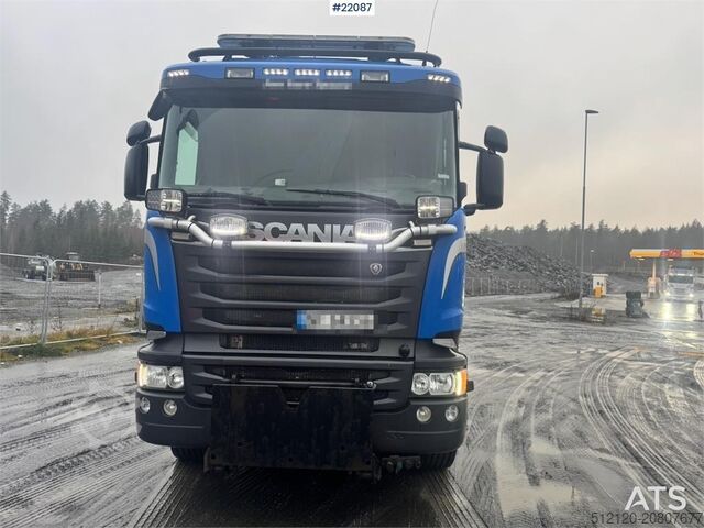 Kipper Scania R560 6x4 tipper truck, snow plough equipped, with