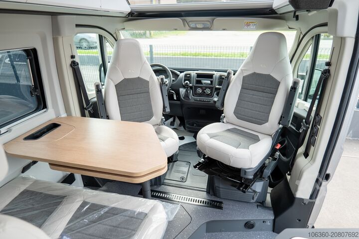 ADRIA TWIN 640 SGX POPTOP – 60 Jahre alter Minivan mit WC NEU ADRIA TWIN 640 SGX POPTOP - 60Y