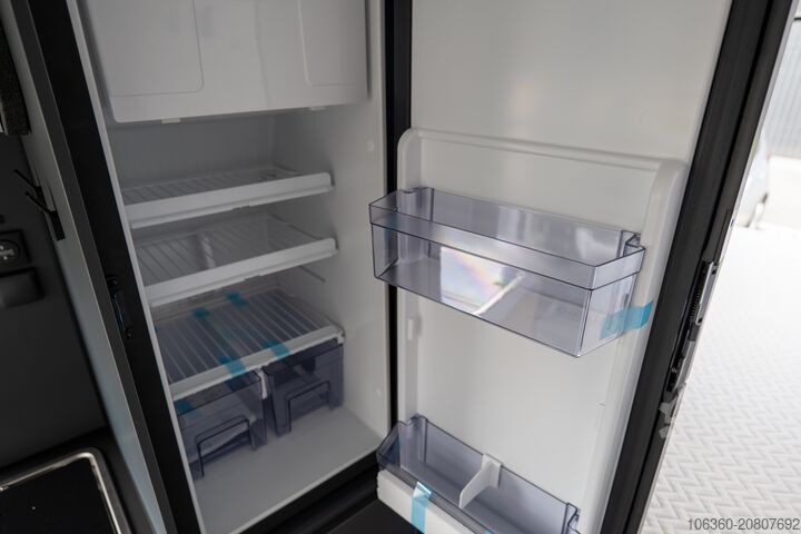 ADRIA TWIN 640 SGX POPTOP – 60 Jahre alter Minivan mit WC NEU ADRIA TWIN 640 SGX POPTOP - 60Y