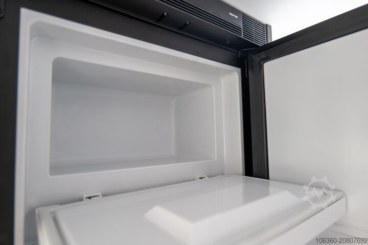 ADRIA TWIN 640 SGX POPTOP – 60 Jahre alter Minivan mit WC NEU ADRIA TWIN 640 SGX POPTOP - 60Y