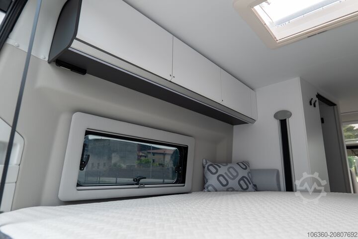 ADRIA TWIN 640 SGX POPTOP – 60 Jahre alter Minivan mit WC NEU ADRIA TWIN 640 SGX POPTOP - 60Y