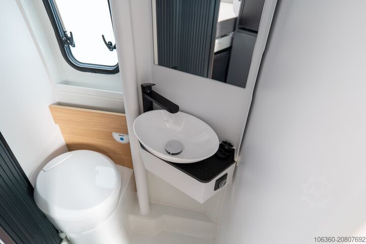 ADRIA TWIN 640 SGX POPTOP – 60 Jahre alter Minivan mit WC NEU ADRIA TWIN 640 SGX POPTOP - 60Y