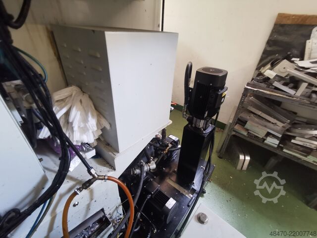 Universal machining center HURCO VMX42SR