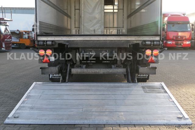Reefer trailer Fabag AH 18 Kühlkoffer Carrier Vector LBW