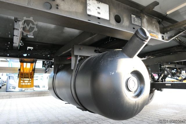 Reefer trailer Fabag AH 18 Kühlkoffer Carrier Vector LBW