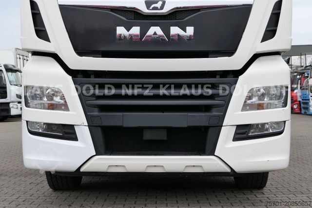 Refrigerated truck MAN TGX 18.420 Kühlkoffer Retarder Standklima LBW