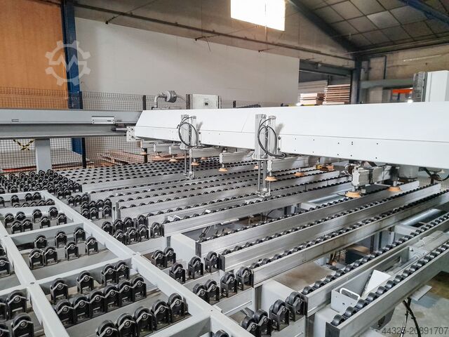 Plattensäge mit automatischer Beschickung SELCO WNTRV 730