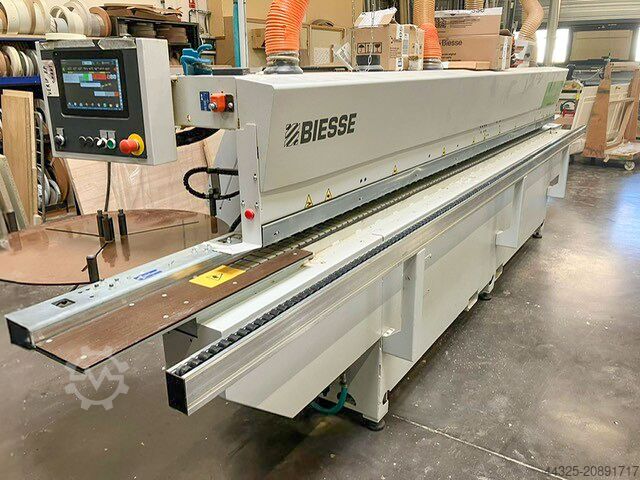 Einseitige Kantenanleimmaschine BIESSE AKRON 1330