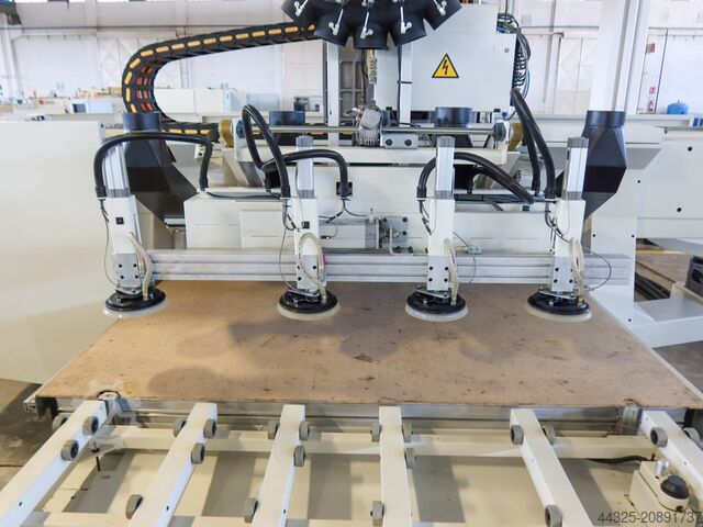 CNC Machine Centres With Flat Tables SCM ACCORD 40