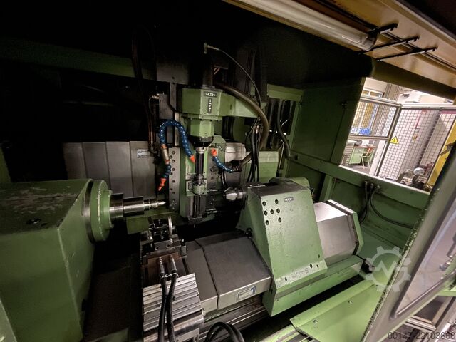 Gear hobbing machine Mikron A35