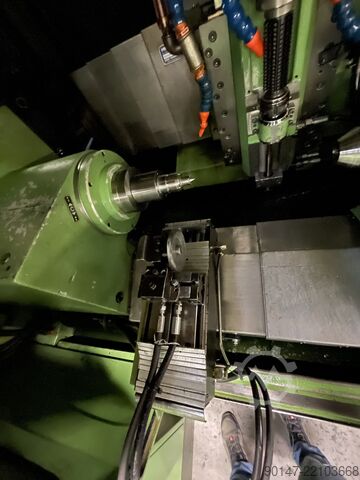 Gear hobbing machine Mikron A35