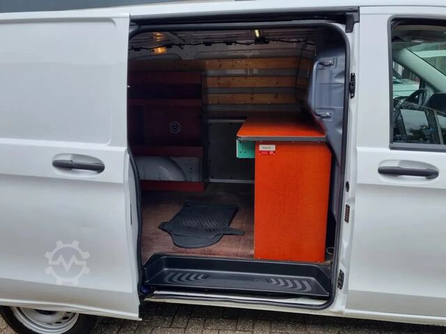 Delivery van Mercedes-Benz Vito 111 CDI EURO 6 Bestel Airco/ PDC/ Navi