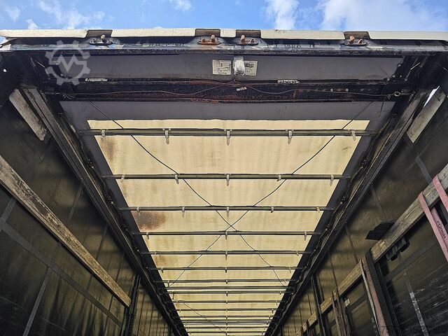 Sliding tarpaulins KRONE SD COIL LINER EDSCHA DISC BRAKES