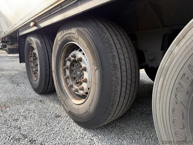 Kühlauflieger SCHMITZ CARGOBULL SKO 24/L - 13.4 Carrier Vector 1350 Lift