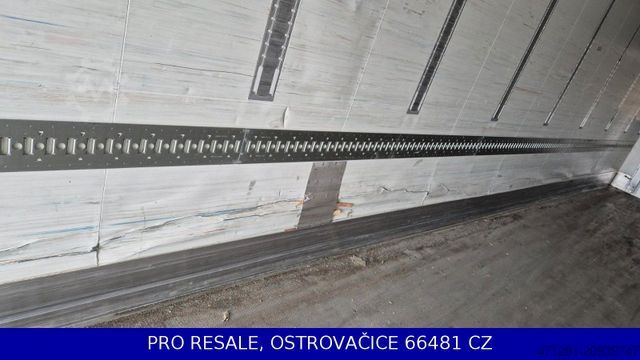 Reefer semitrailer KRONE COOL SD VECTOR 1950 +MULTITEMP + TWAND + BLUMEN