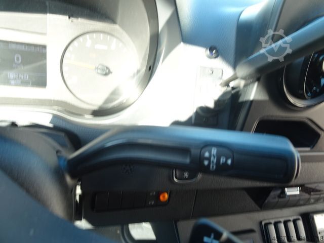 Reisebus MERCEDES-BENZ Shaula 29 Sitze EURO 6