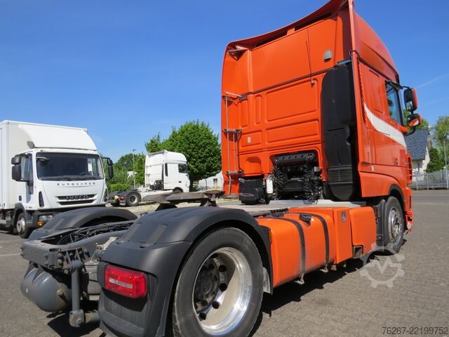 Standard tractor unit Daf XF 530 FT SZM Super Space Cub ACC
