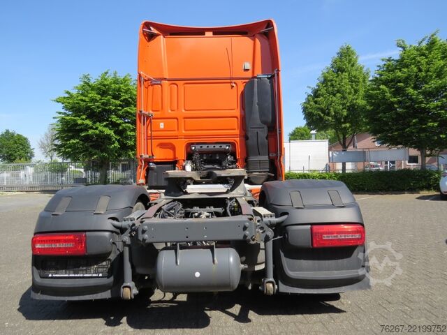 Standard tractor unit Daf XF 530 FT SZM Super Space Cub ACC