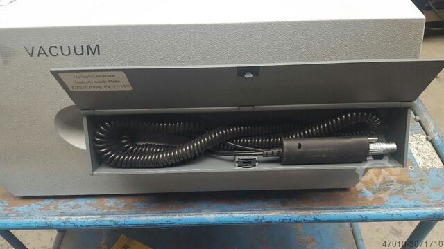 Helium Lecksucher Vakuum Pfeiffer HLT 260