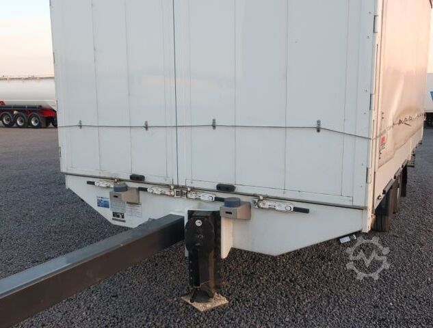 Open trailer with tarp  Wefa Tandem Schiebeplane durchladbar BPW