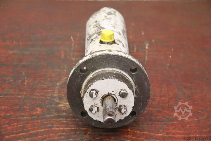 Hydraulikzylinder unbekannt Hub 60 mm