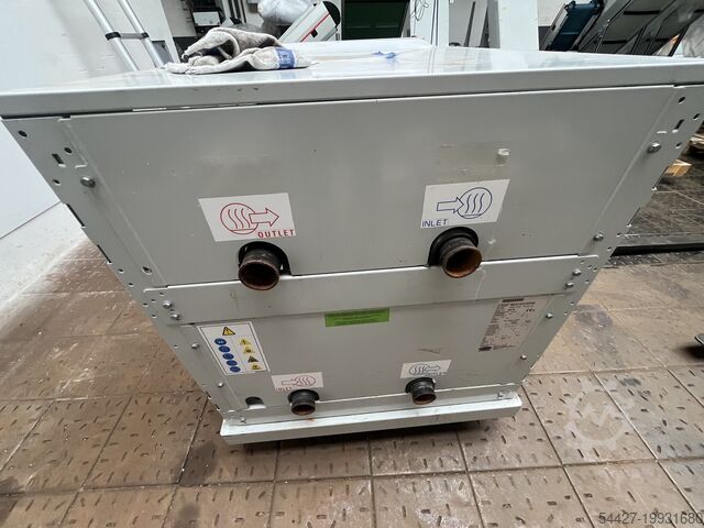 Kältemaschine Carrier 30WG-050--0117-PE