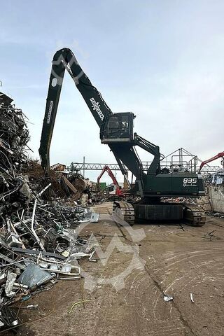 Material handlers with crawler chassis Sennebogen 835M