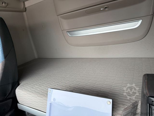 Standard SZM DAF XF 530 SSC RETARDER EU6d  ALCOA2 TANK STANDKLIMA