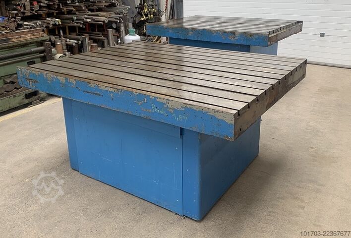 Cast iron bed Taque en fonte rainurée 3650 x 1370 x 150 mm
