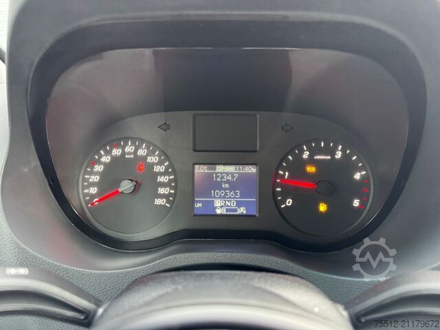 Kastenwagen Mercedes-Benz Sprinter 516 L4 H2 / Laadklep / 3 Zits / TUV: 1...