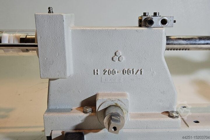 Pneumatic filling machine 8 - 80 ml Würschum H 80-P-MV