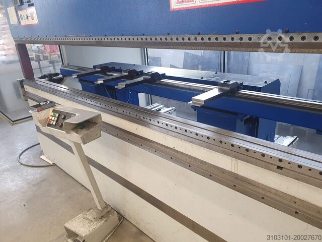 Press brake Trumpf TrumaBend V130